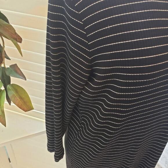 REFORMATION BLACK WHITE STRIPPED DRESS SIZE LARGE - Picture 4 of 6